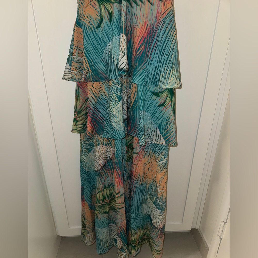 Colorful Maxi Dress with Open Back - Picture 4 of 7